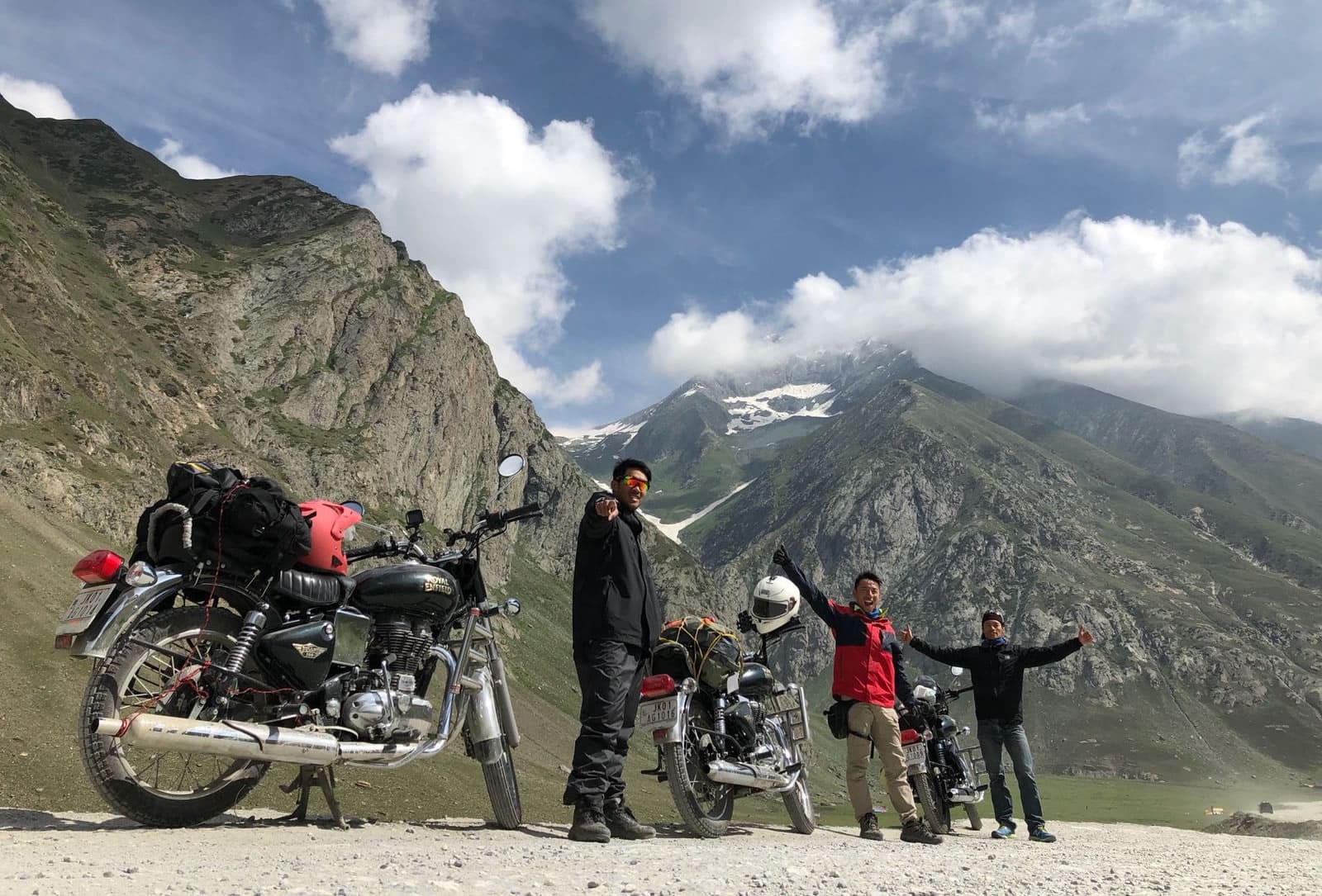 DESTINATION ROAD TOUR LEHLADAKH SRINAGAR